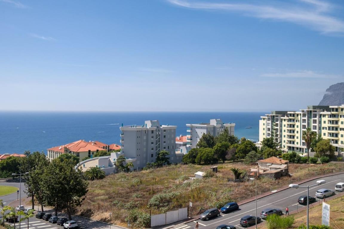 Guestready - Scenic Retreat With Seaview Apartment Funchal  Exterior photo